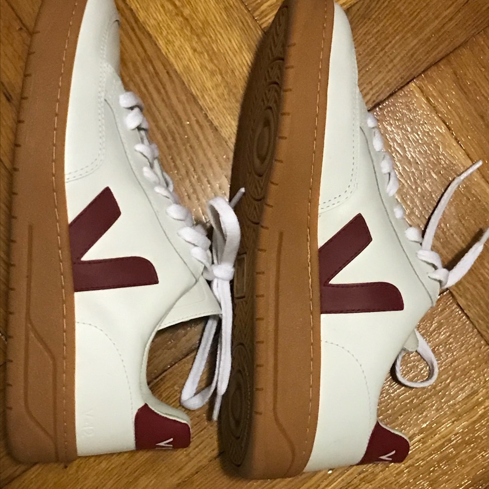 Like new Veja sneakers